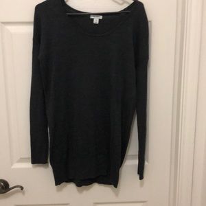Old Navy women’s pull over sweater